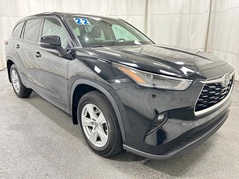 used 2022 Toyota Highlander car, priced at $32,992