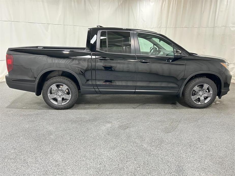 new 2025 Honda Ridgeline car, priced at $44,341