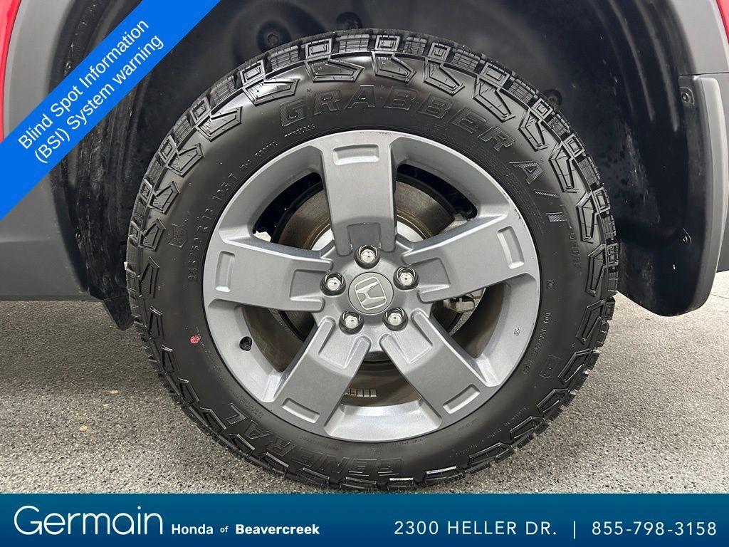 used 2025 Honda Ridgeline car, priced at $43,678