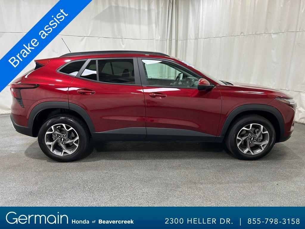used 2024 Chevrolet Trax car, priced at $21,702