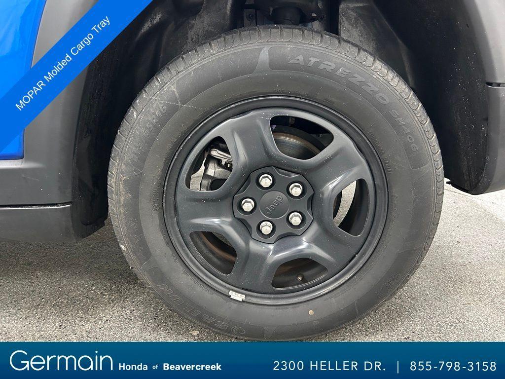 used 2020 Jeep Compass car, priced at $15,202