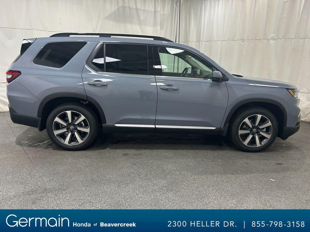 new 2025 Honda Pilot car, priced at $48,750
