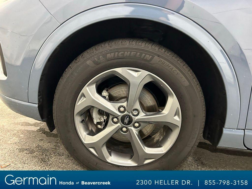 used 2023 Ford Escape car, priced at $25,985