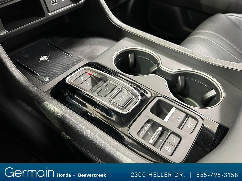 new 2025 Honda Pilot car, priced at $51,697