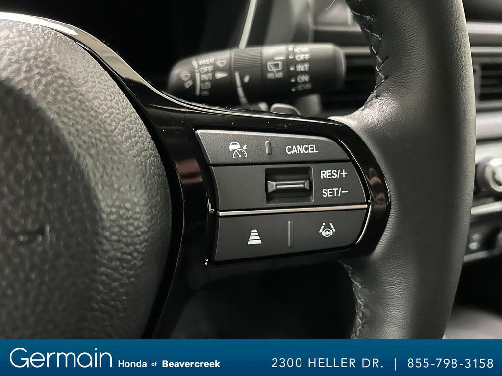 new 2025 Honda Pilot car, priced at $45,242