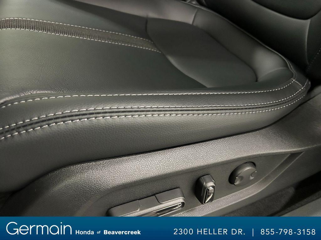 new 2025 Honda Pilot car, priced at $45,242