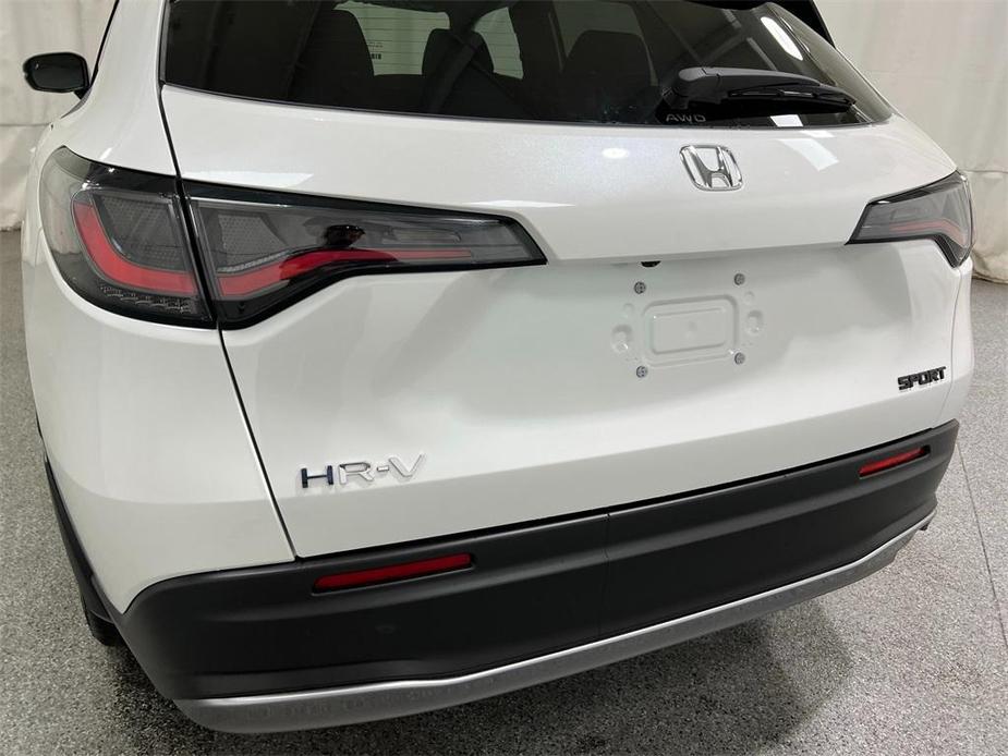 new 2025 Honda HR-V car, priced at $30,182