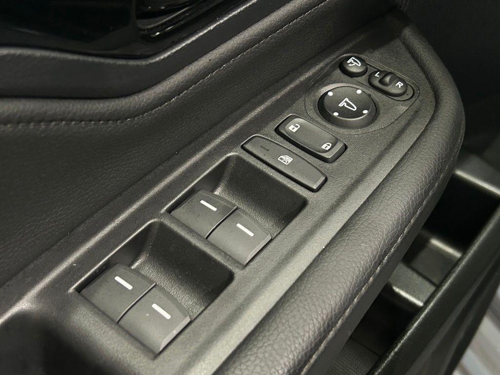 used 2025 Honda Odyssey car, priced at $49,989