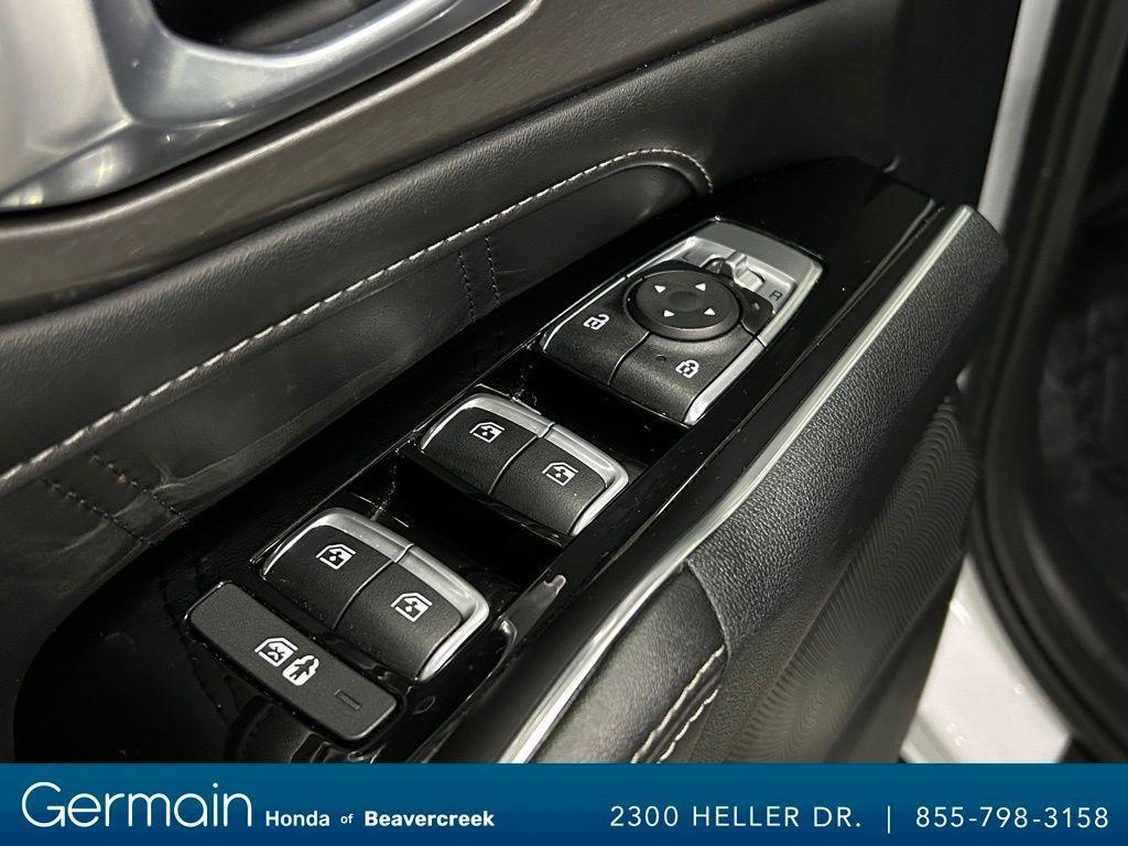 used 2022 Kia Sorento car, priced at $29,225