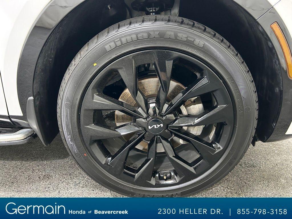 used 2022 Kia Sorento car, priced at $29,225