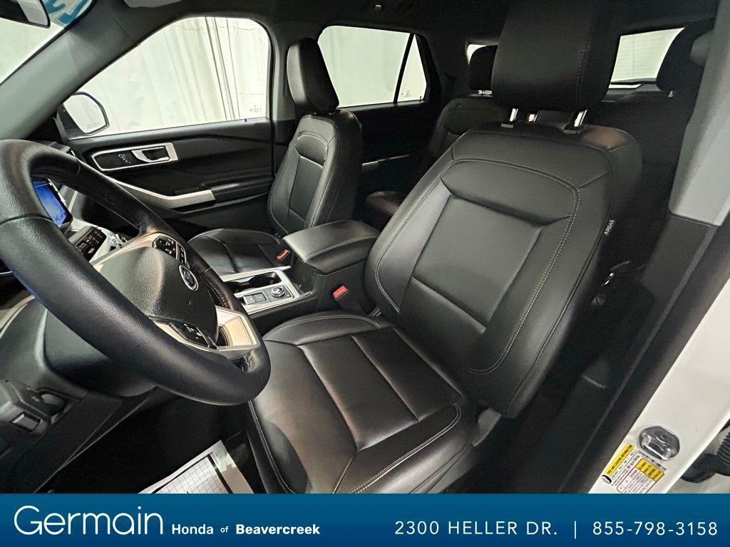 used 2023 Ford Explorer car