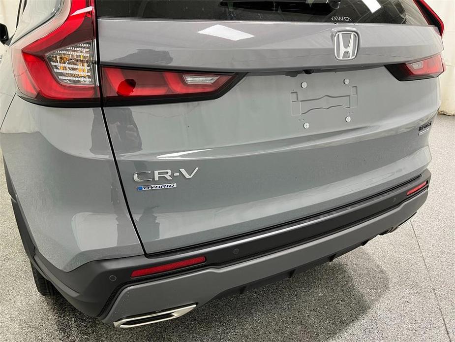 new 2025 Honda CR-V Hybrid car, priced at $42,317