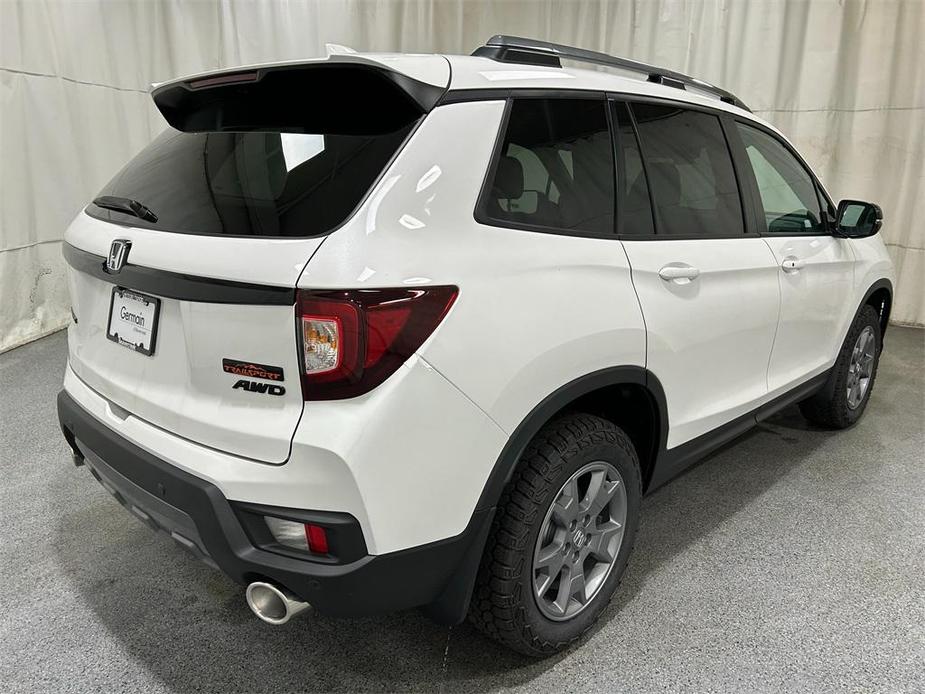 new 2025 Honda Passport car, priced at $44,182