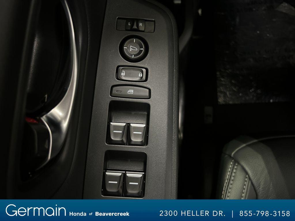 new 2025 Honda Pilot car, priced at $48,323