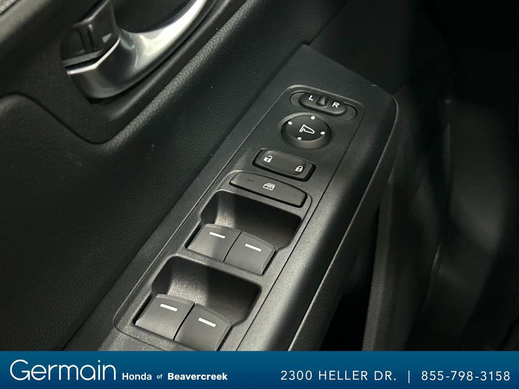 new 2025 Honda CR-V Hybrid car, priced at $39,009