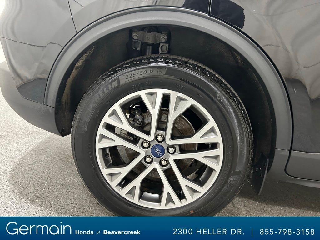 used 2022 Ford Escape car, priced at $25,717