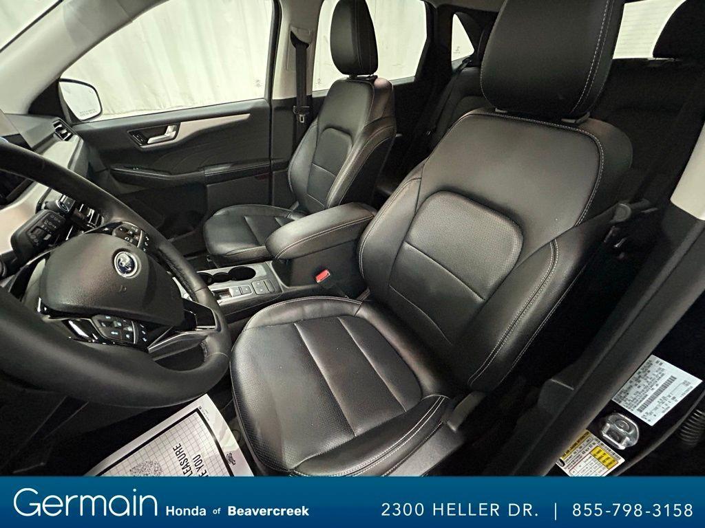 used 2022 Ford Escape car, priced at $25,717