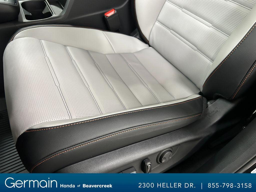 new 2026 Honda CR-V Hybrid car, priced at $42,895
