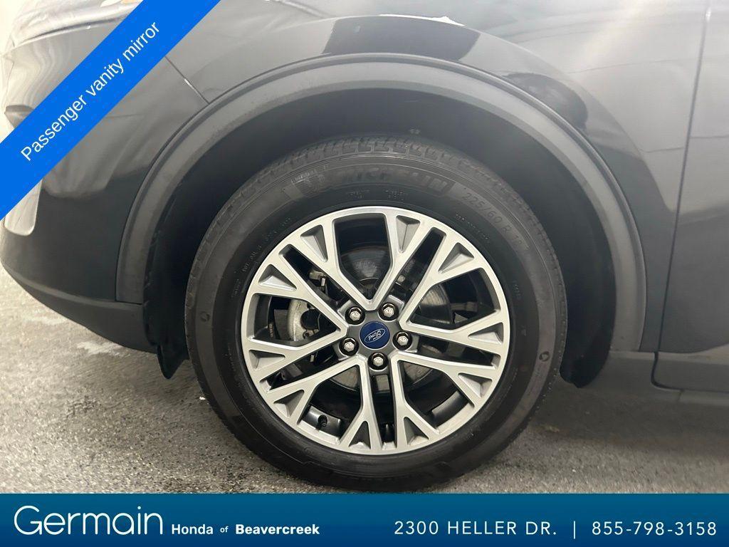 used 2022 Ford Escape car, priced at $25,109