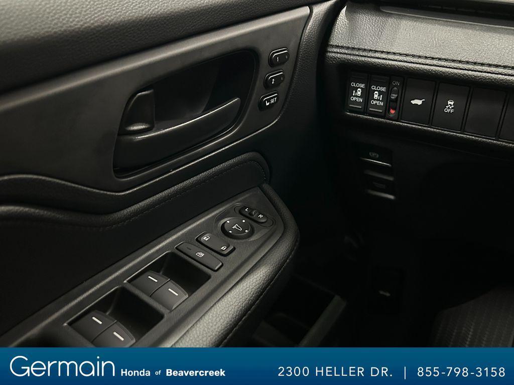 new 2026 Honda Odyssey car, priced at $42,910