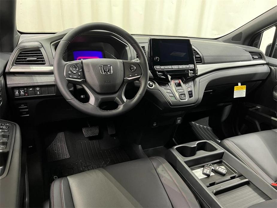 new 2024 Honda Odyssey car, priced at $42,715