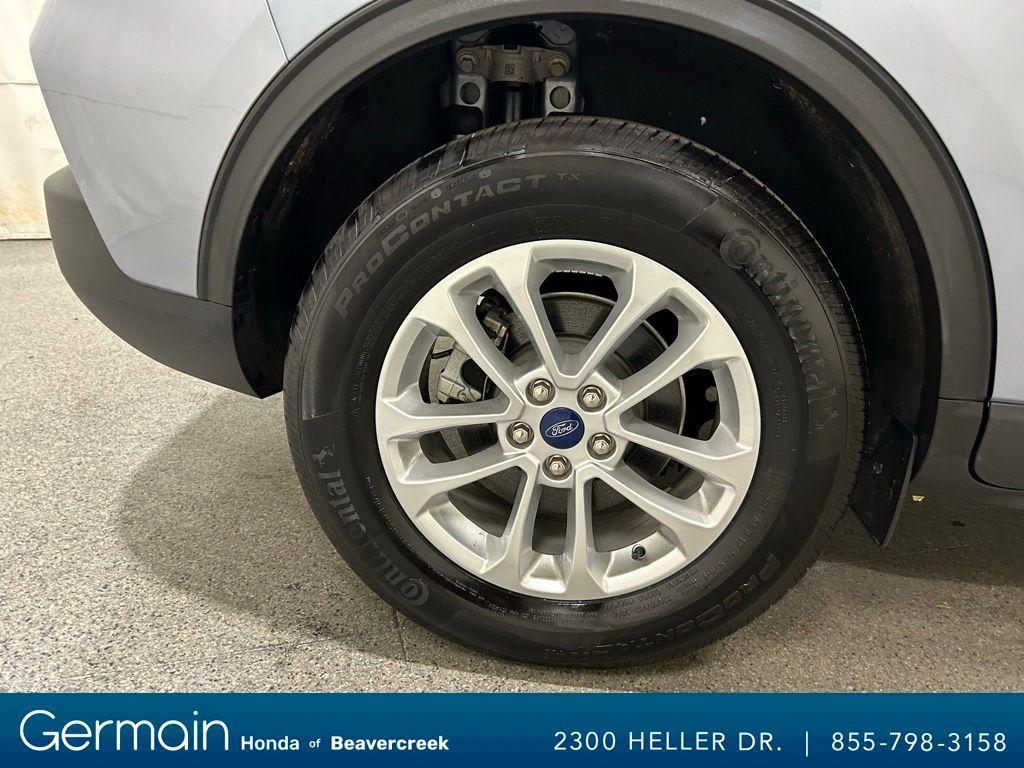 used 2022 Ford Escape car, priced at $25,684