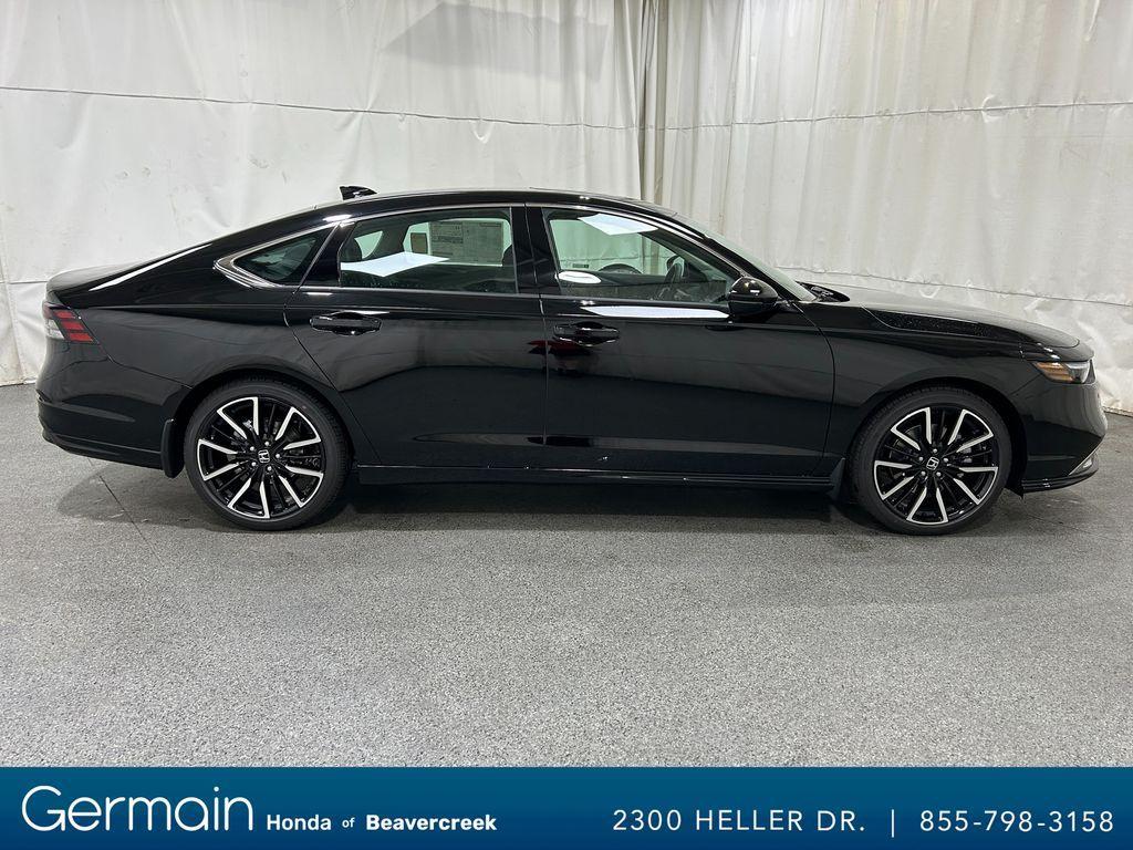 new 2025 Honda Accord Hybrid car, priced at $37,915