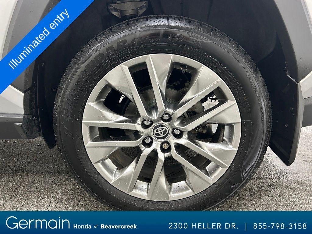 used 2020 Toyota RAV4 car, priced at $26,755