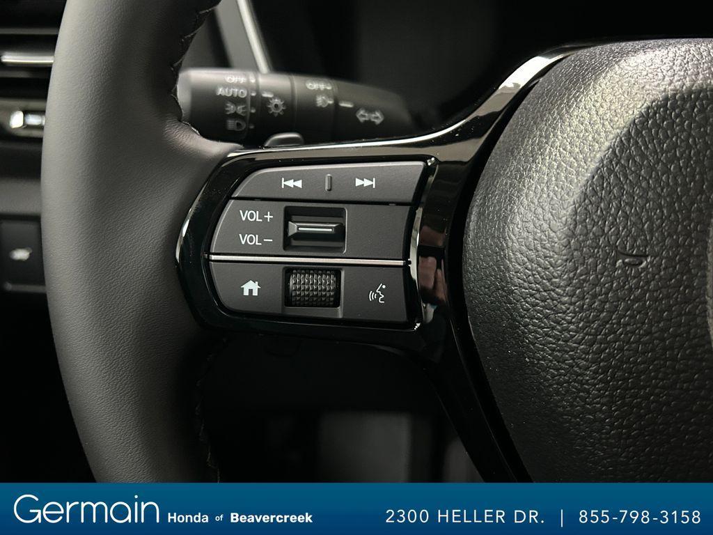 new 2025 Honda Pilot car, priced at $45,195