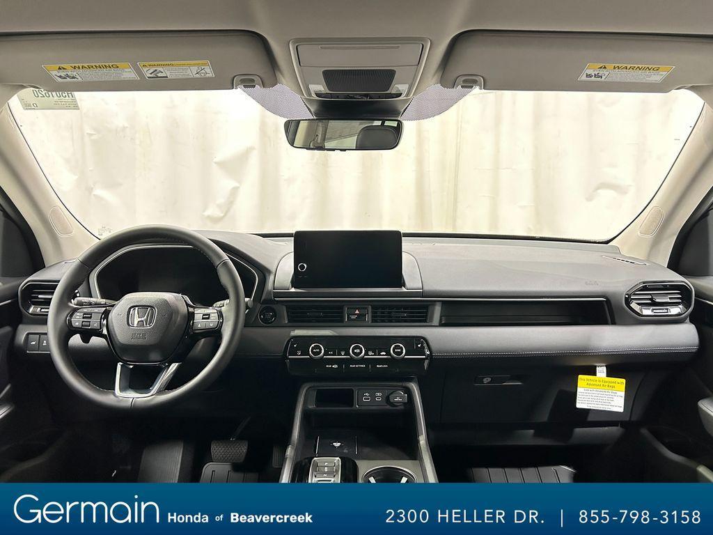 new 2025 Honda Pilot car, priced at $45,195