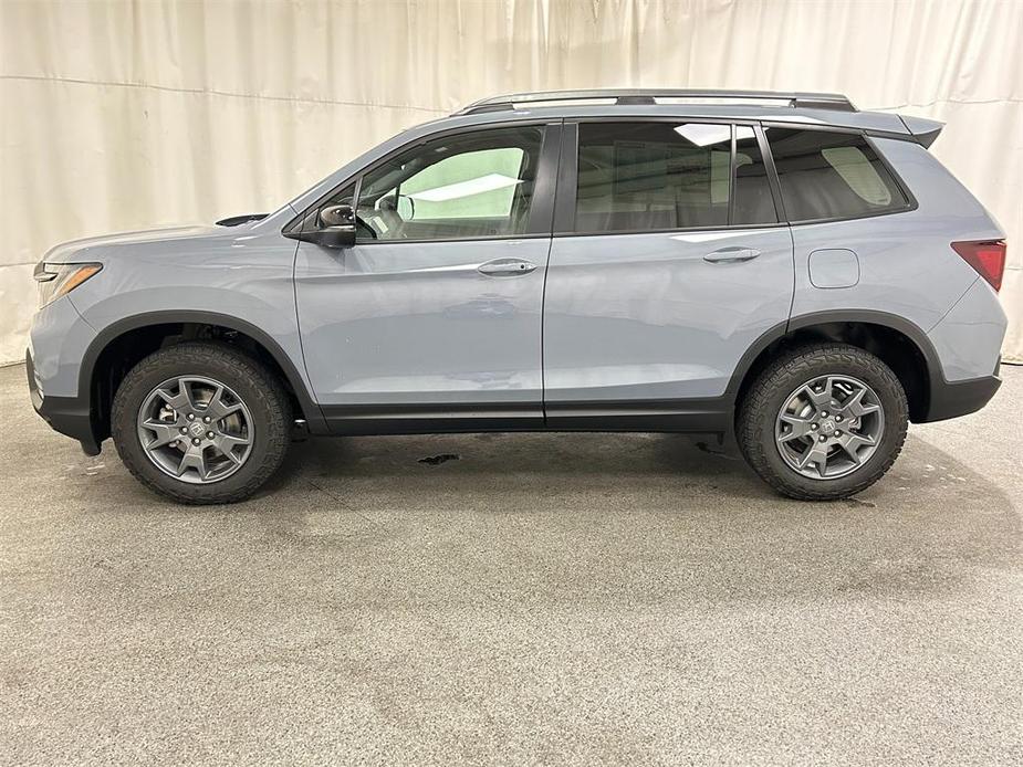 new 2025 Honda Passport car, priced at $44,182