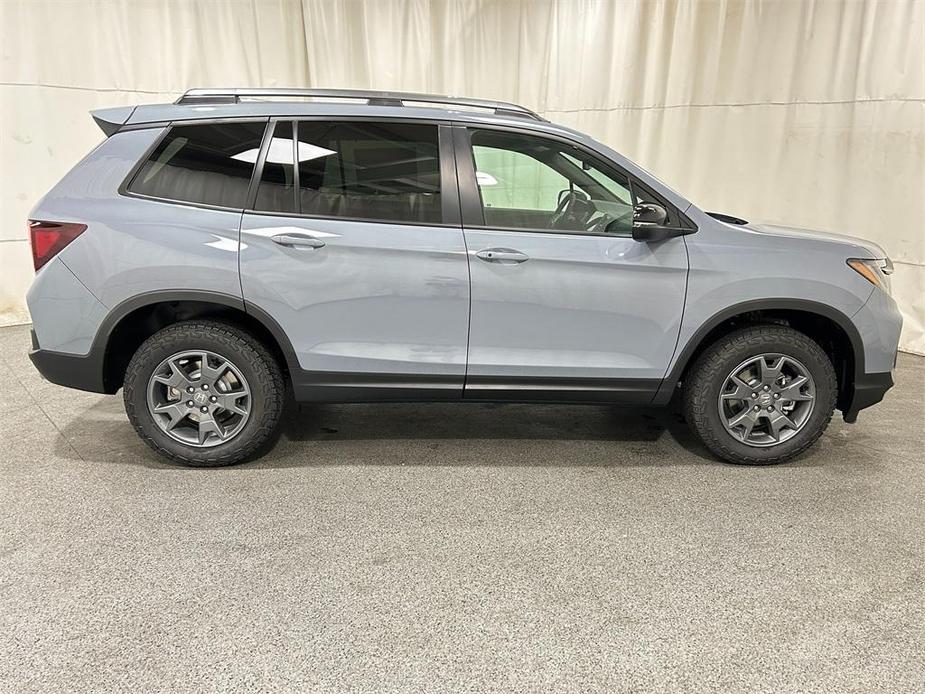 new 2025 Honda Passport car, priced at $44,182