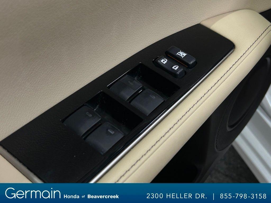 used 2016 Lexus ES 350 car, priced at $23,432