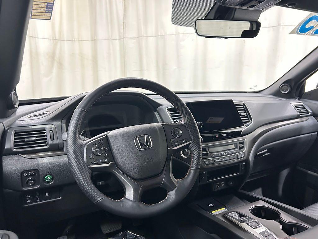 used 2025 Honda Passport car, priced at $43,437