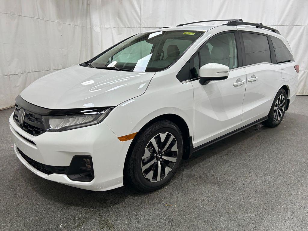 new 2026 Honda Odyssey car, priced at $45,025