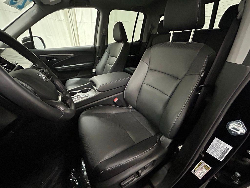 used 2025 Honda Ridgeline car, priced at $39,899