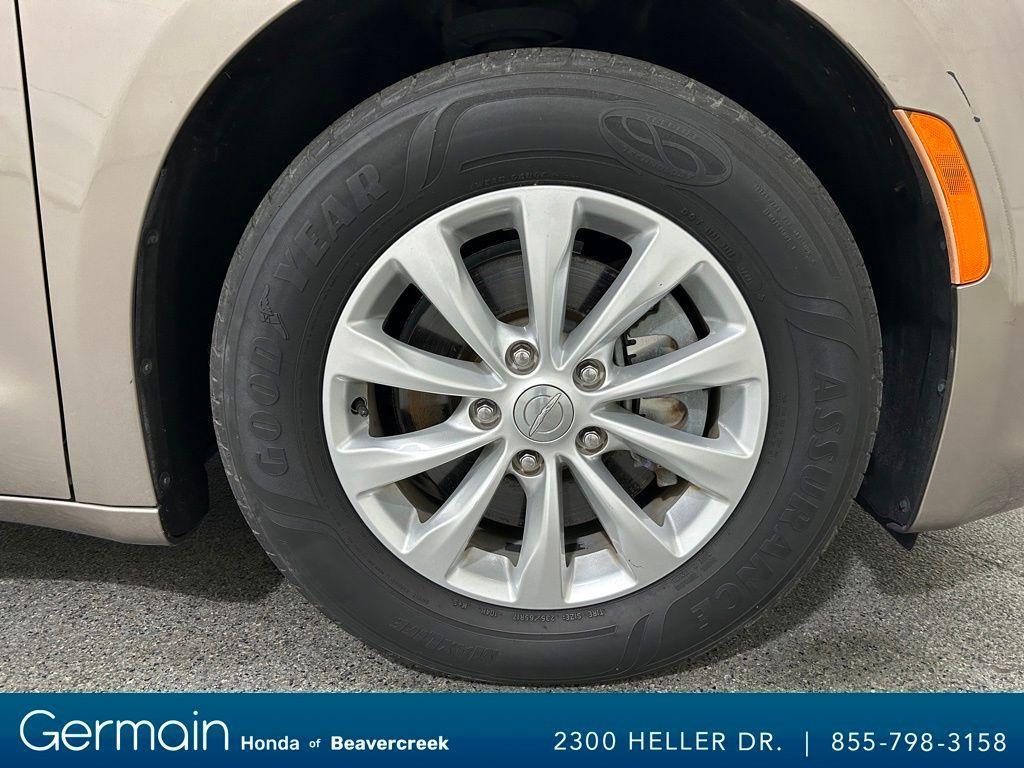 used 2017 Chrysler Pacifica car, priced at $18,975