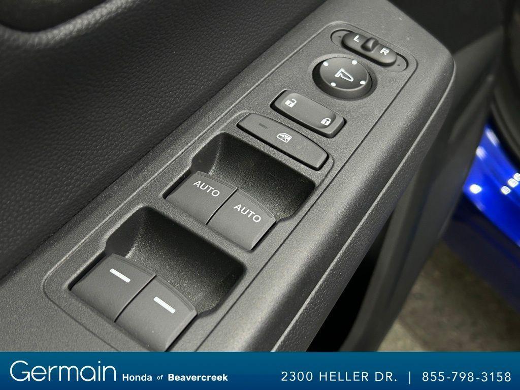 used 2025 Honda CR-V Hybrid car, priced at $36,996