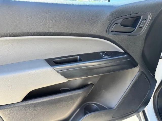 used 2021 GMC Canyon car, priced at $22,900