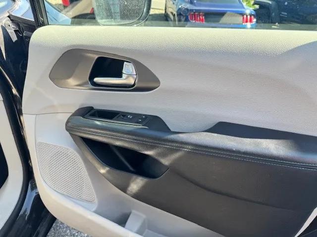 used 2021 Chrysler Pacifica car, priced at $20,500