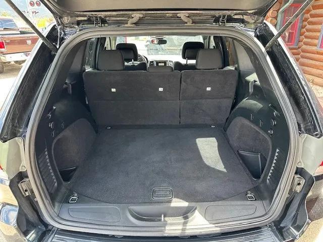used 2017 Jeep Grand Cherokee car, priced at $15,900