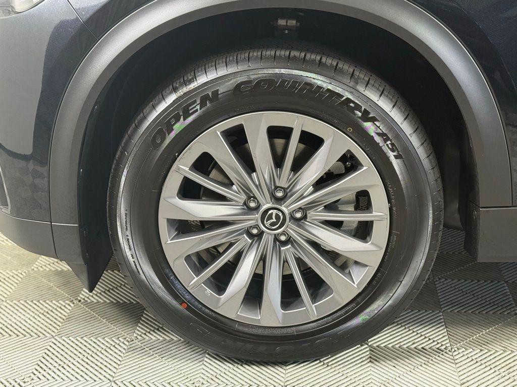 new 2025 Mazda CX-90 car, priced at $43,325