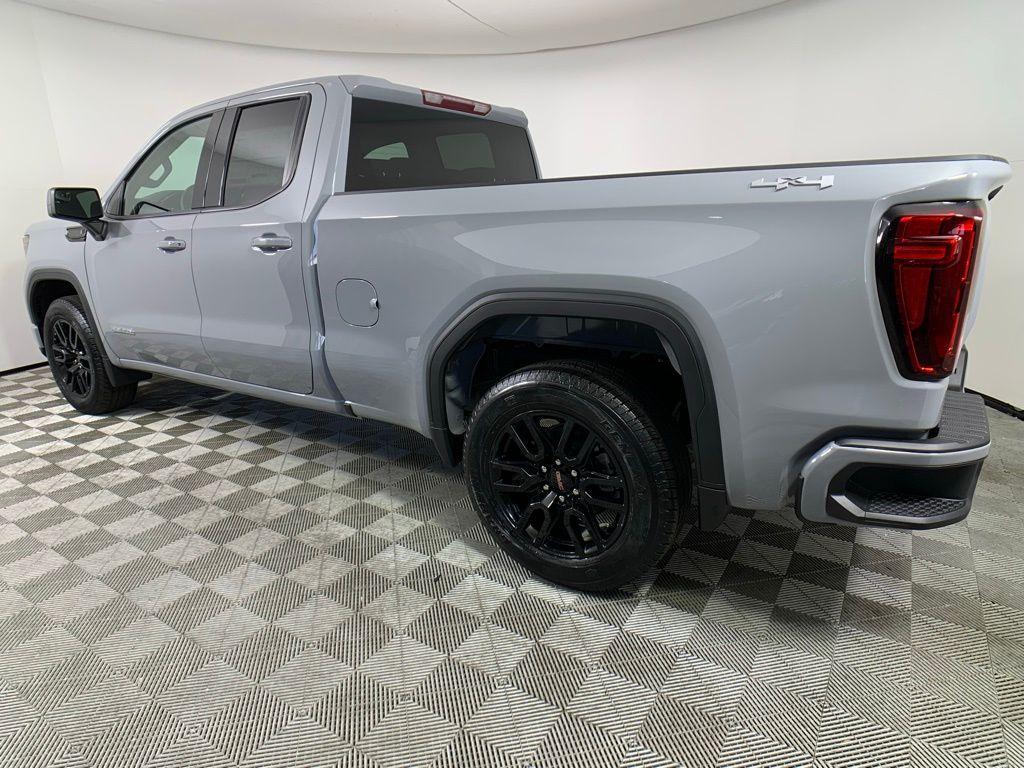 new 2024 GMC Sierra 1500 car, priced at $49,990