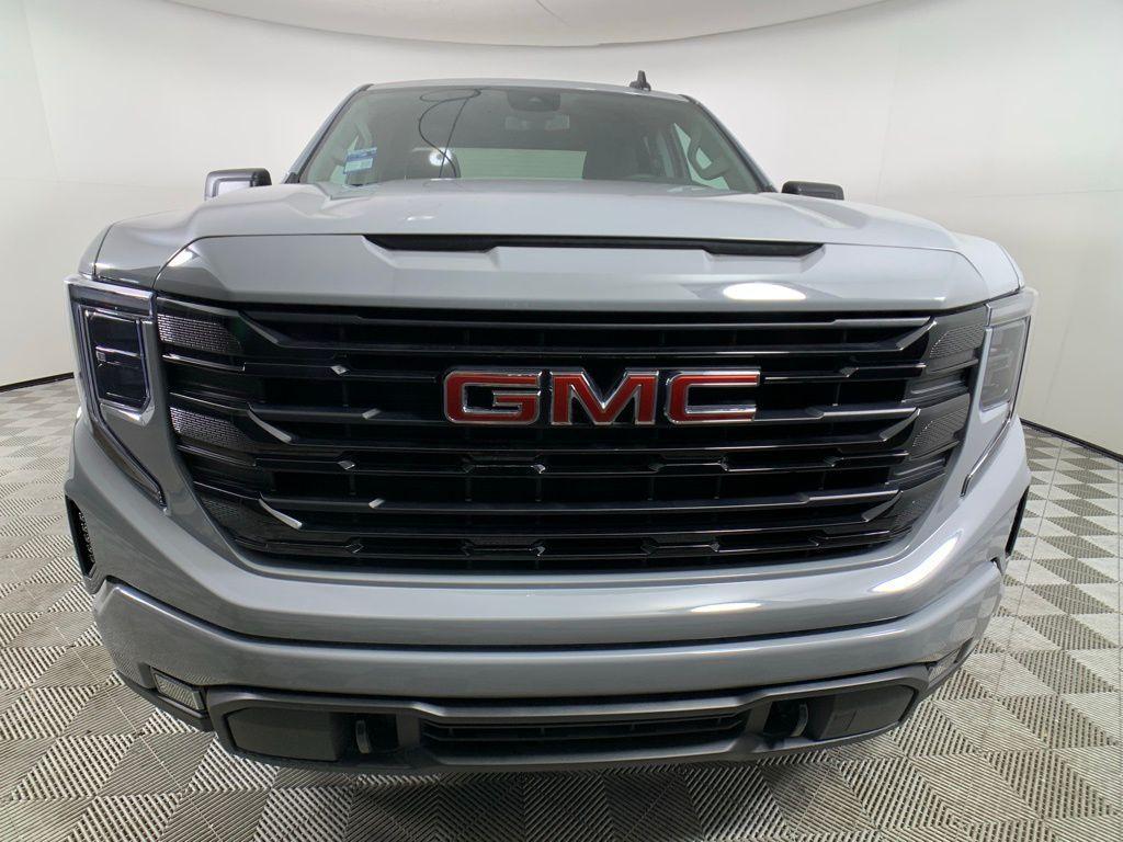 new 2024 GMC Sierra 1500 car, priced at $49,990