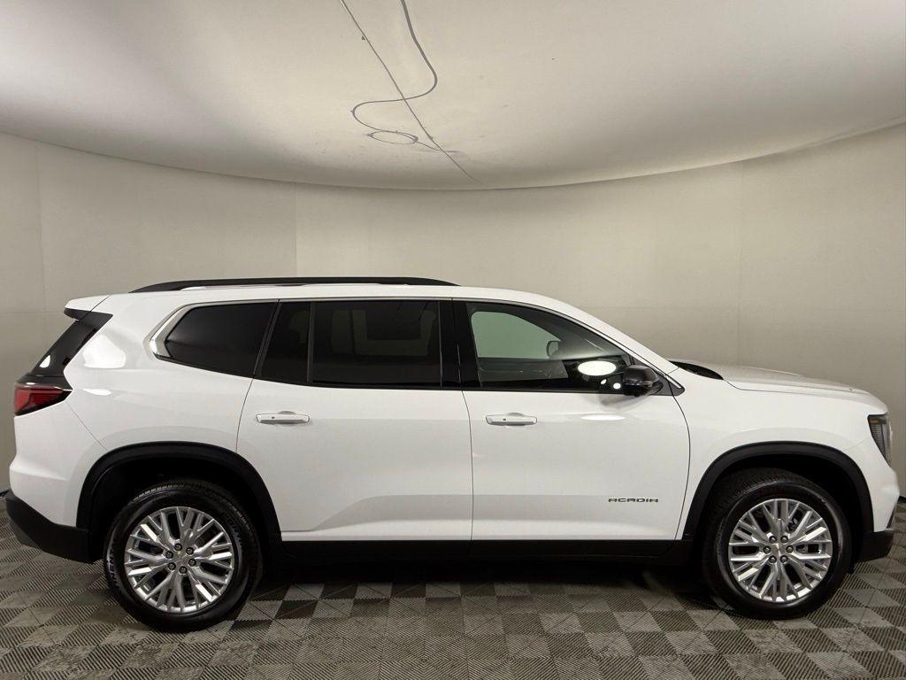 new 2025 GMC Acadia car, priced at $44,370