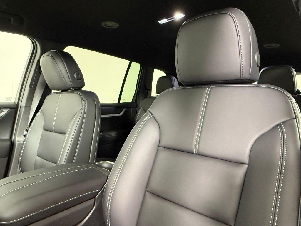 new 2025 GMC Acadia car, priced at $44,370