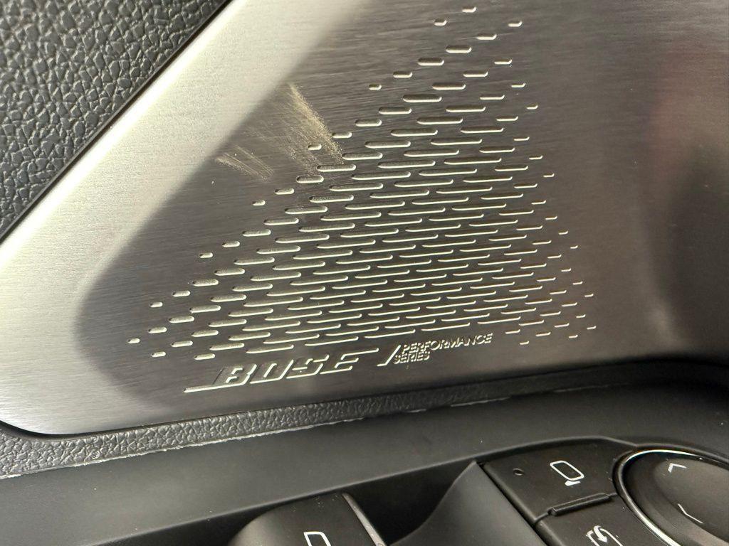 new 2025 GMC Acadia car, priced at $62,900