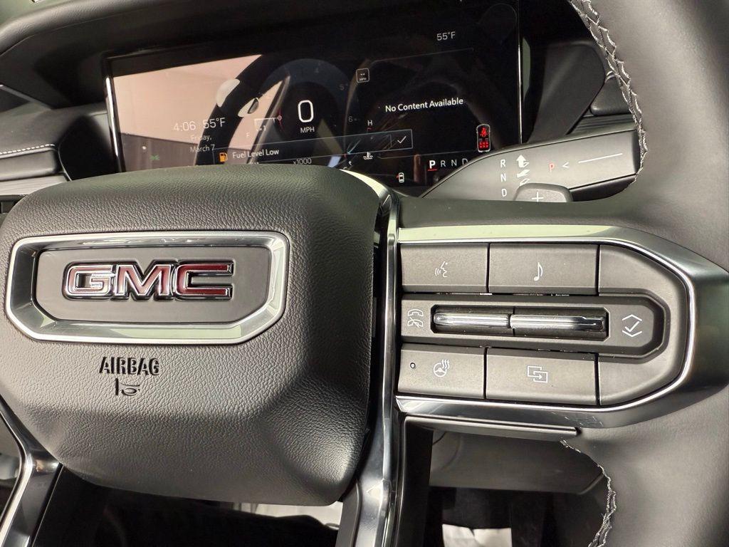new 2025 GMC Acadia car, priced at $41,835
