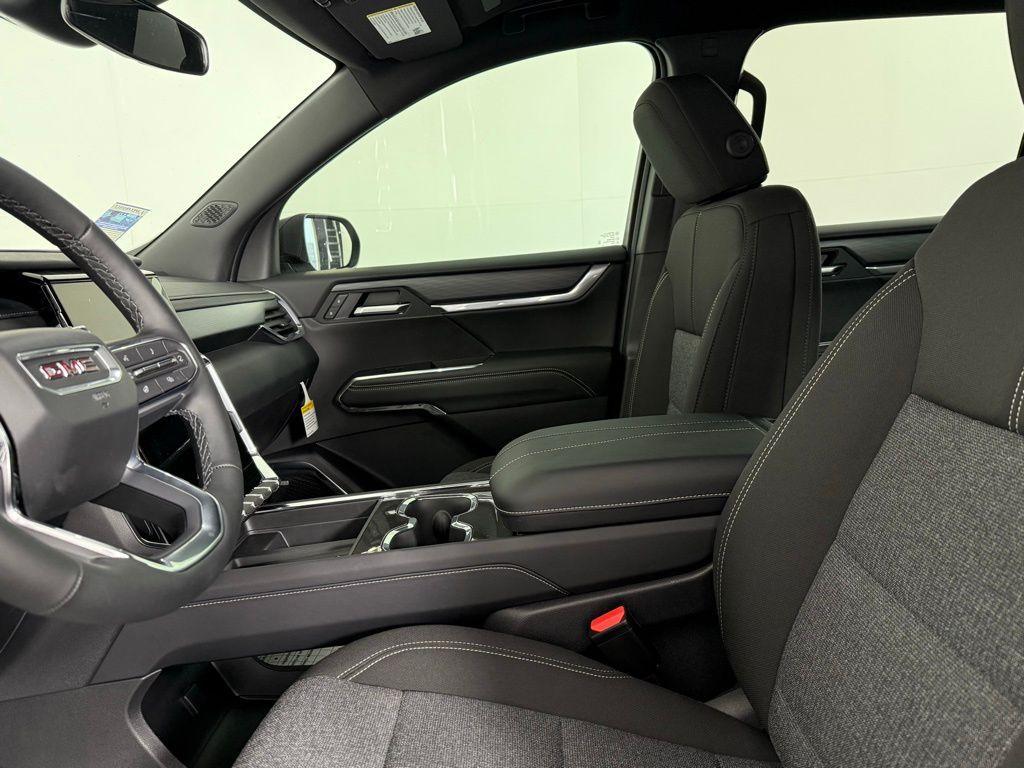 new 2025 GMC Acadia car, priced at $41,835