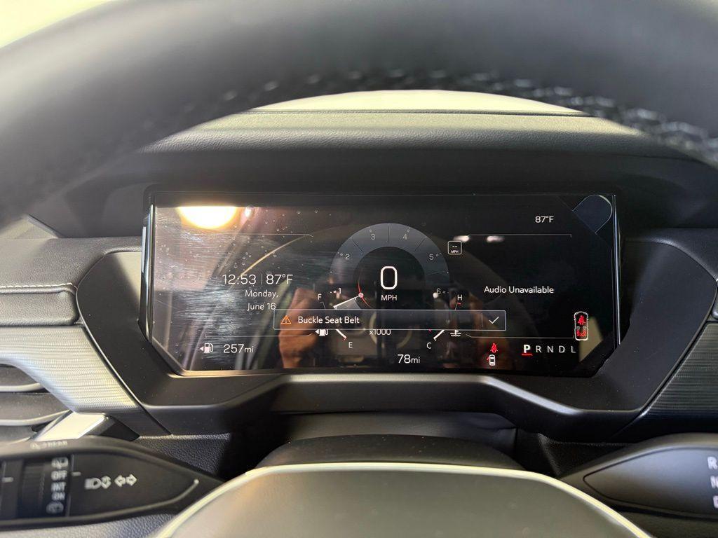 new 2025 GMC Acadia car, priced at $45,365